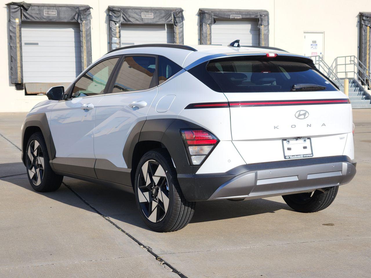 New 2026 Atlas White Hyundai Limited FWD image 3