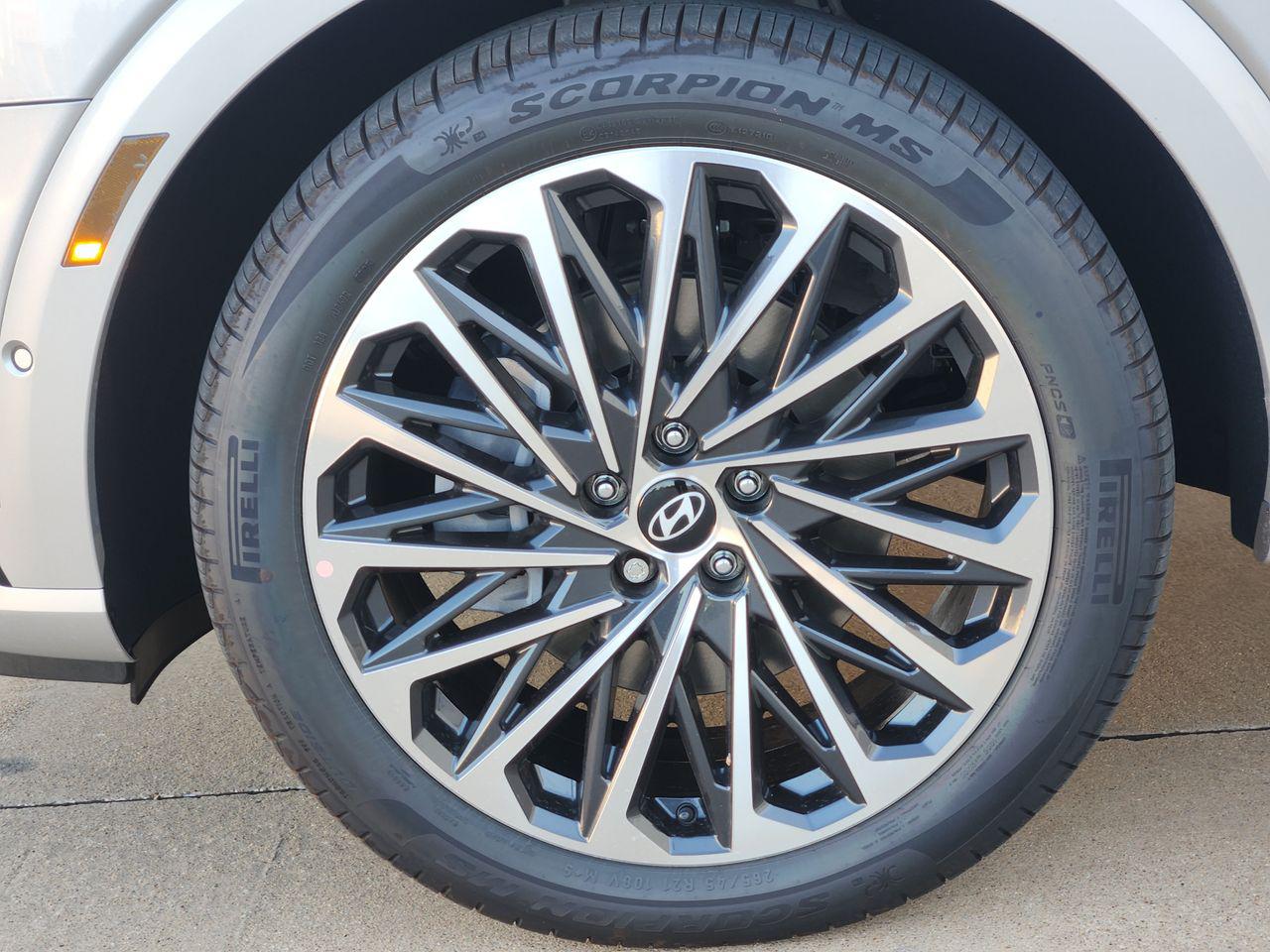 New 2026 Typhoon Silver Metallic Hyundai Calligraphy FWD image 7