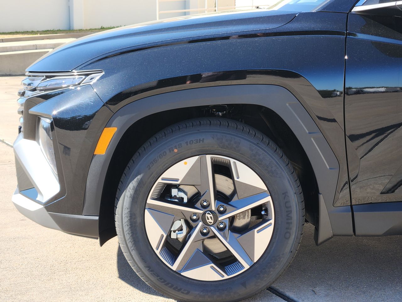 New 2026 S3B Black Hyundai SEL FWD image 5