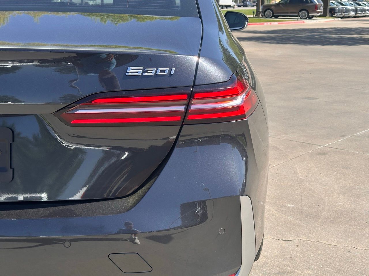 Used 2024 Dark Graphite BMW 530i image 15