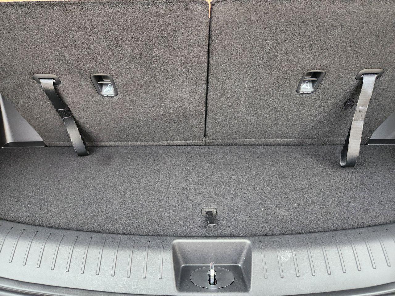 New 2026 W6H White Hyundai Calligraphy AWD image 31