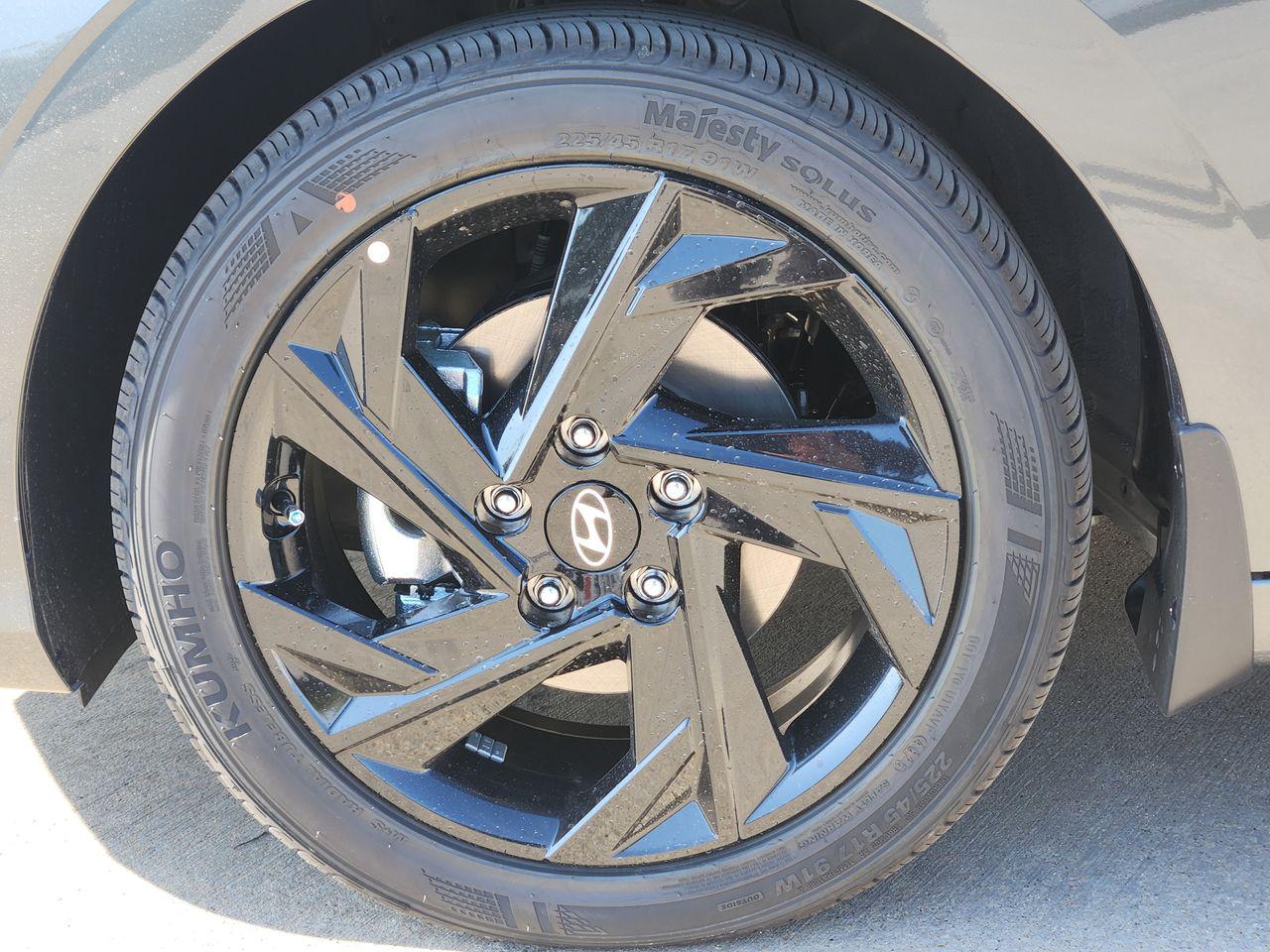 New 2026 A5G Gray Hyundai SEL Sport image 7