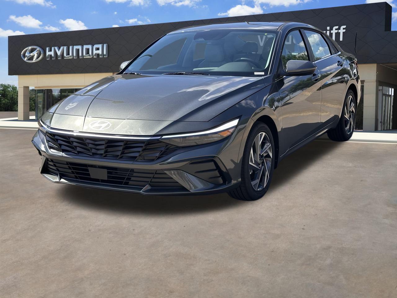 2025 Hyundai Elantra Limited photo 2