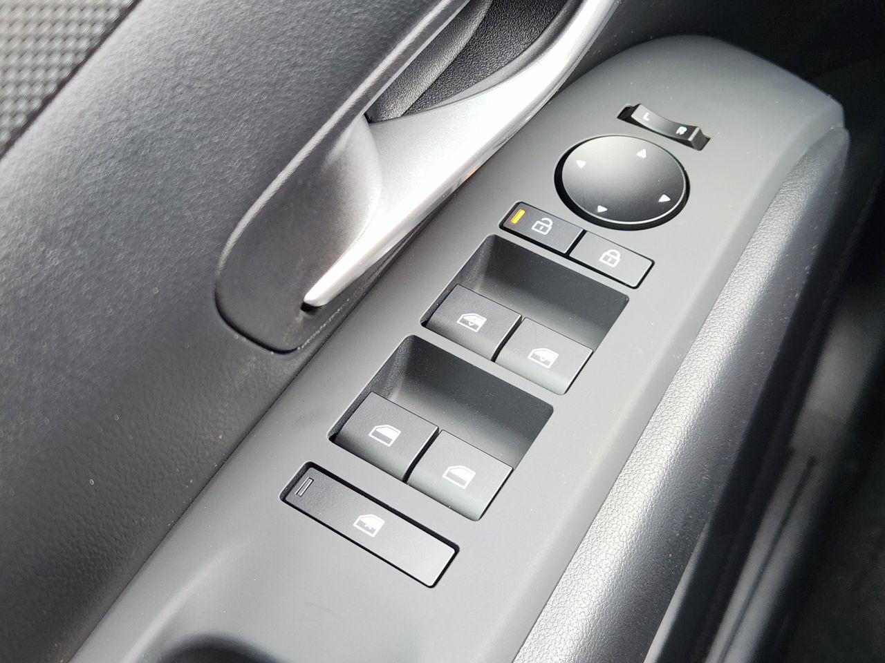 New 2026 R2P Red Hyundai SEL FWD image 21