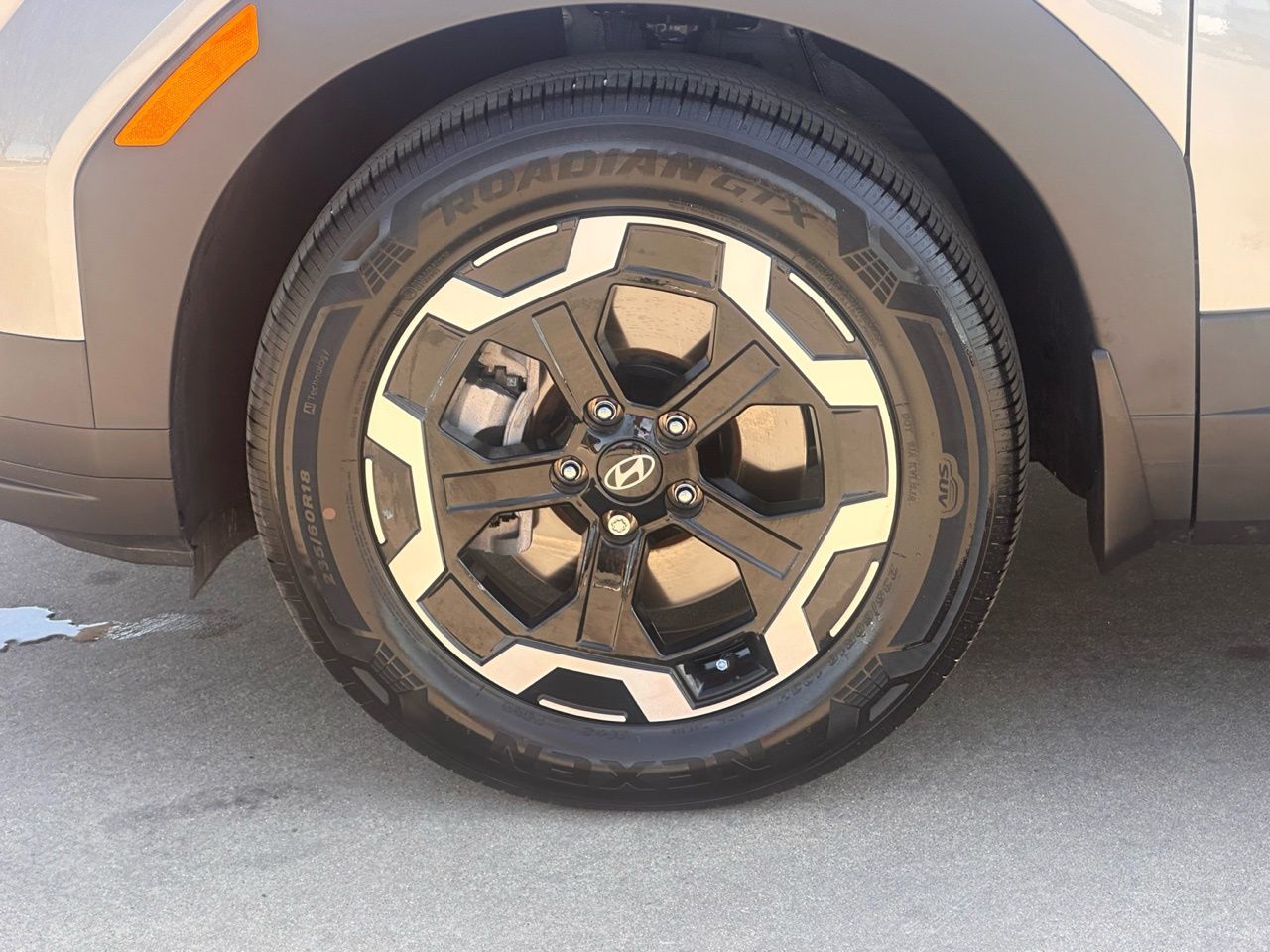 Used 2025 R2T Silver Hyundai SEL image 7