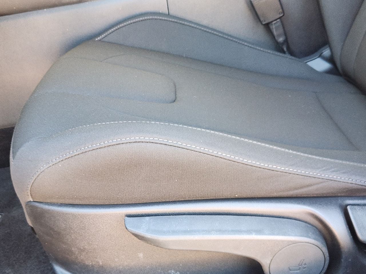 Certified Used 2024 Abyss Black Hyundai Blue image 25