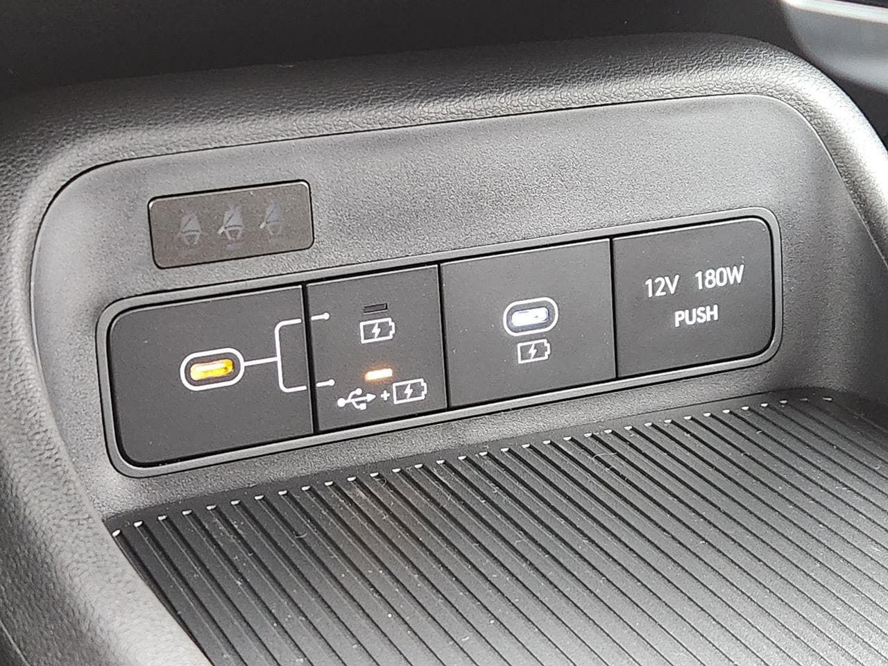 New 2026 Atlas White Hyundai SE FWD image 19