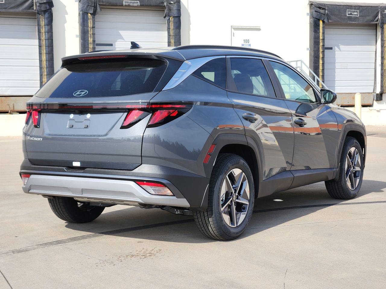 New 2026 Ecotronic Gray Hyundai SEL FWD image 4