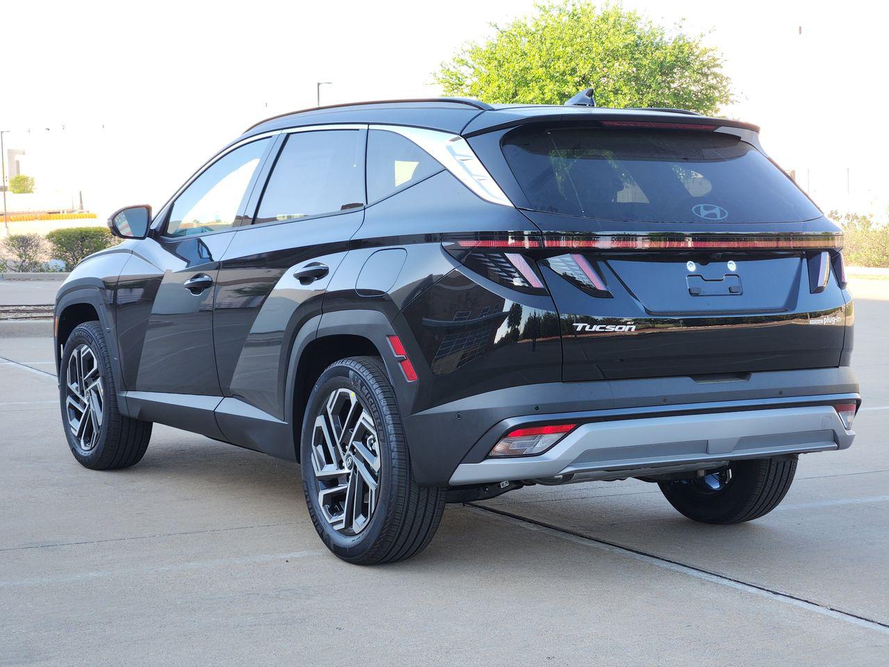 New 2026 S3B Black Hyundai Limited image 3