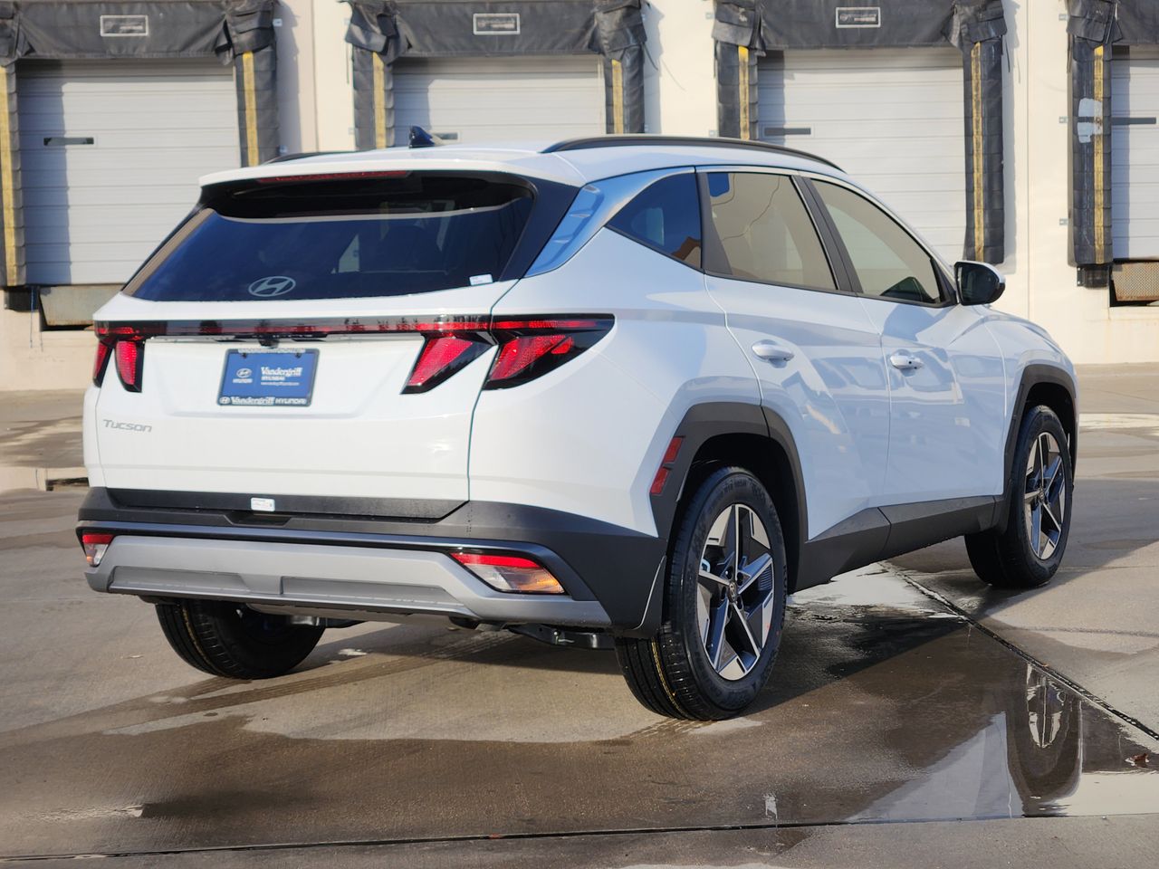 New 2026 W6H White Hyundai SEL FWD image 4