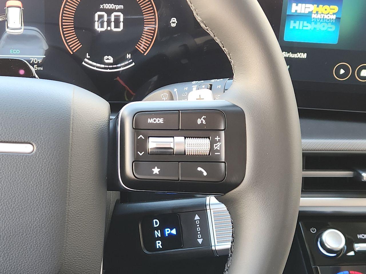 New 2026 W6H White Hyundai SEL image 30