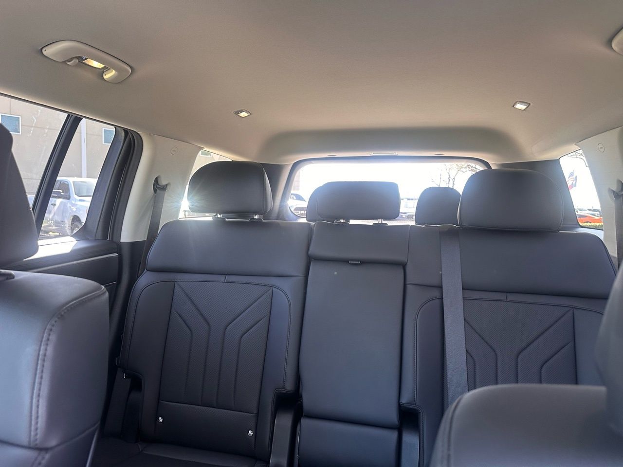 Used 2025 R2T Silver Hyundai SEL image 18