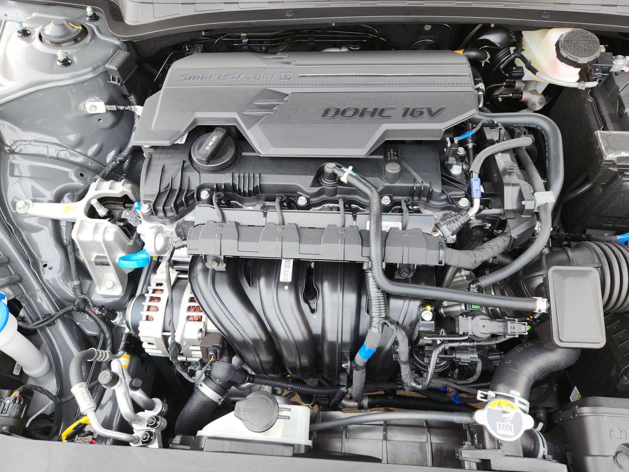 New 2026 Ecotronic Gray Hyundai Limited image 32