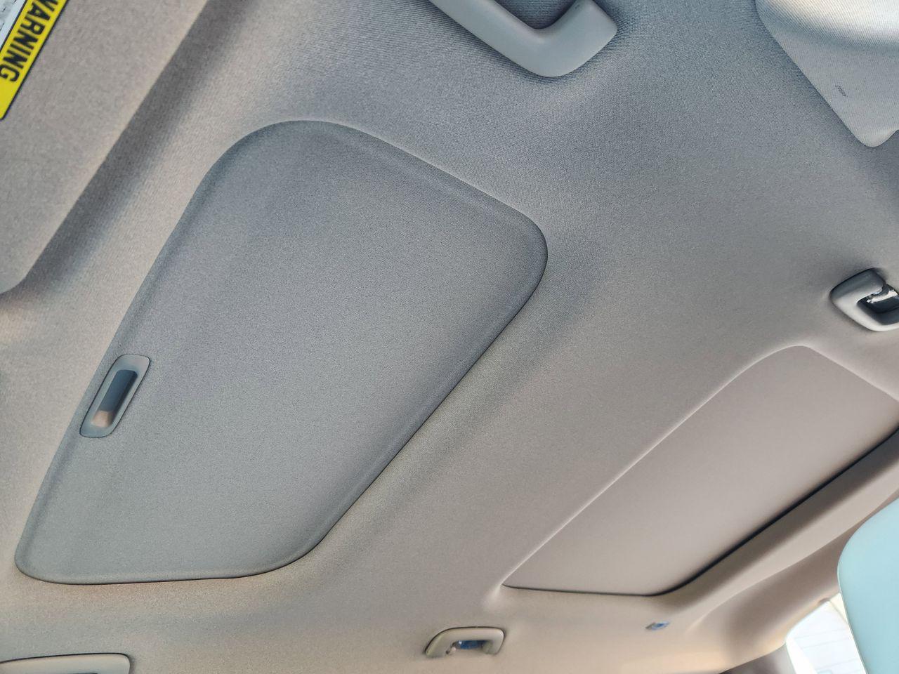 New 2026 NT2 Gray Hyundai Limited FWD image 24