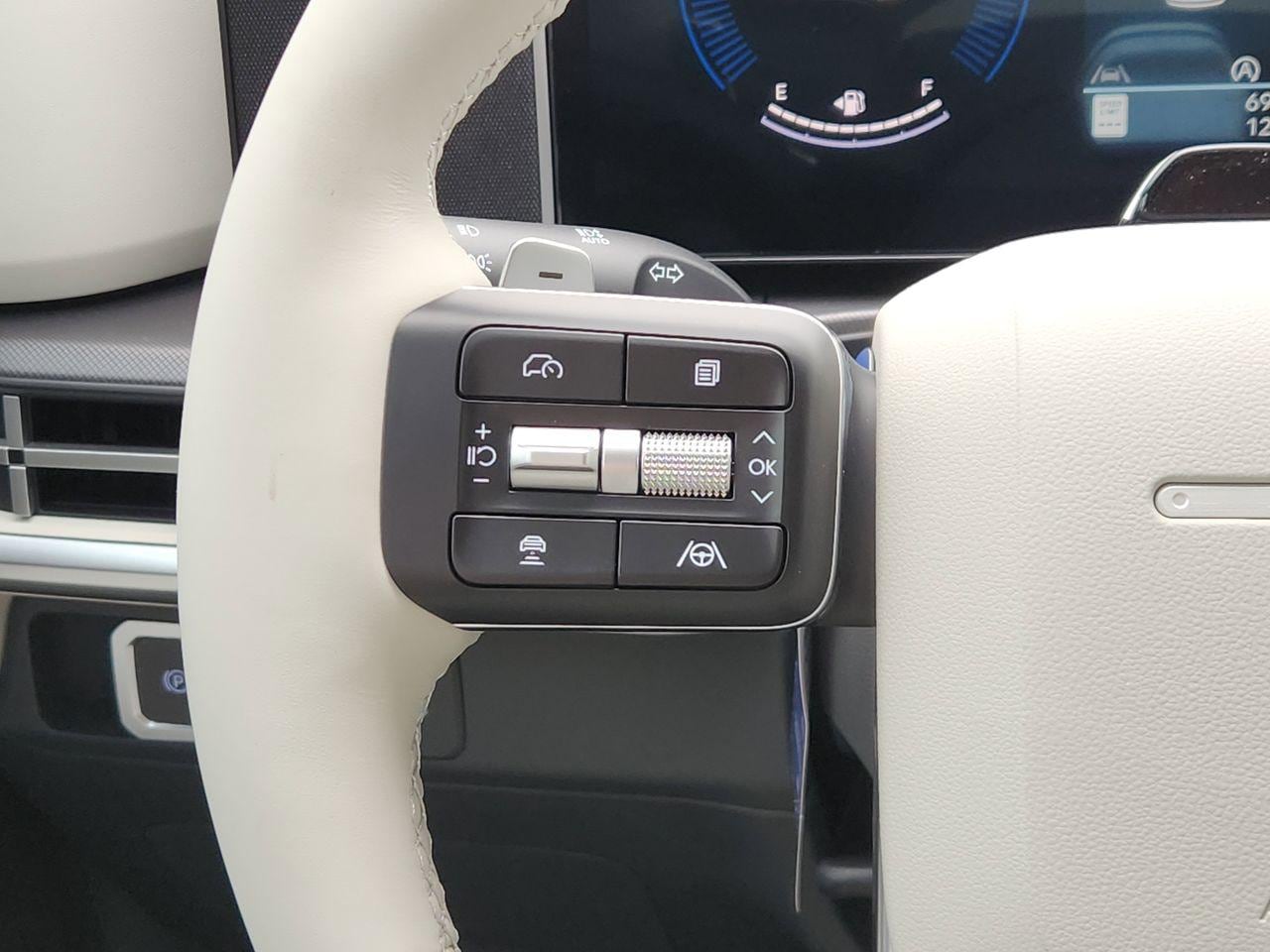 New 2026 Phantom Black Hyundai SEL FWD image 26