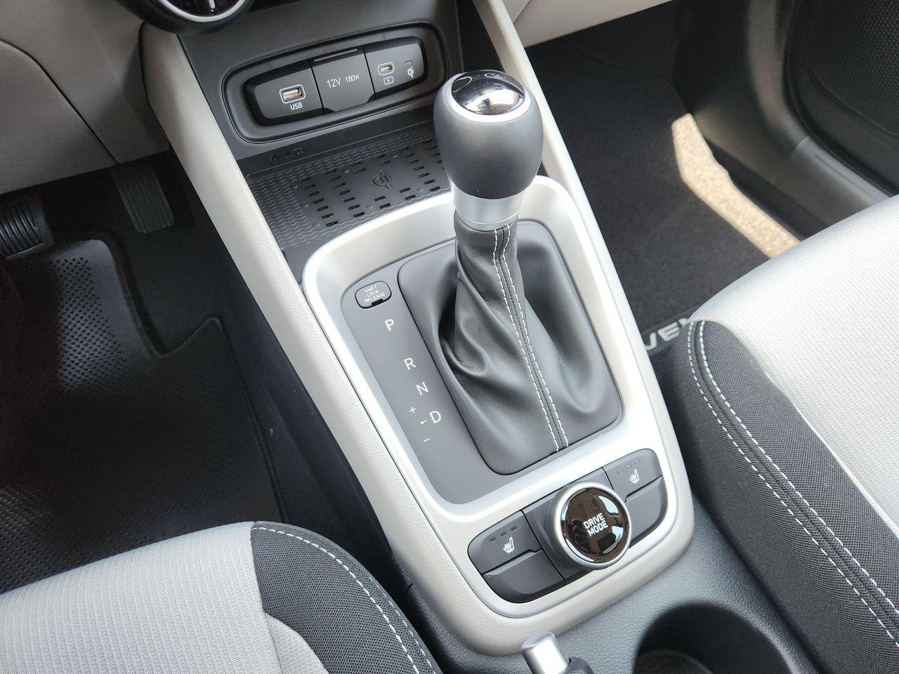 New 2026 Onyx Black Hyundai SEL image 17