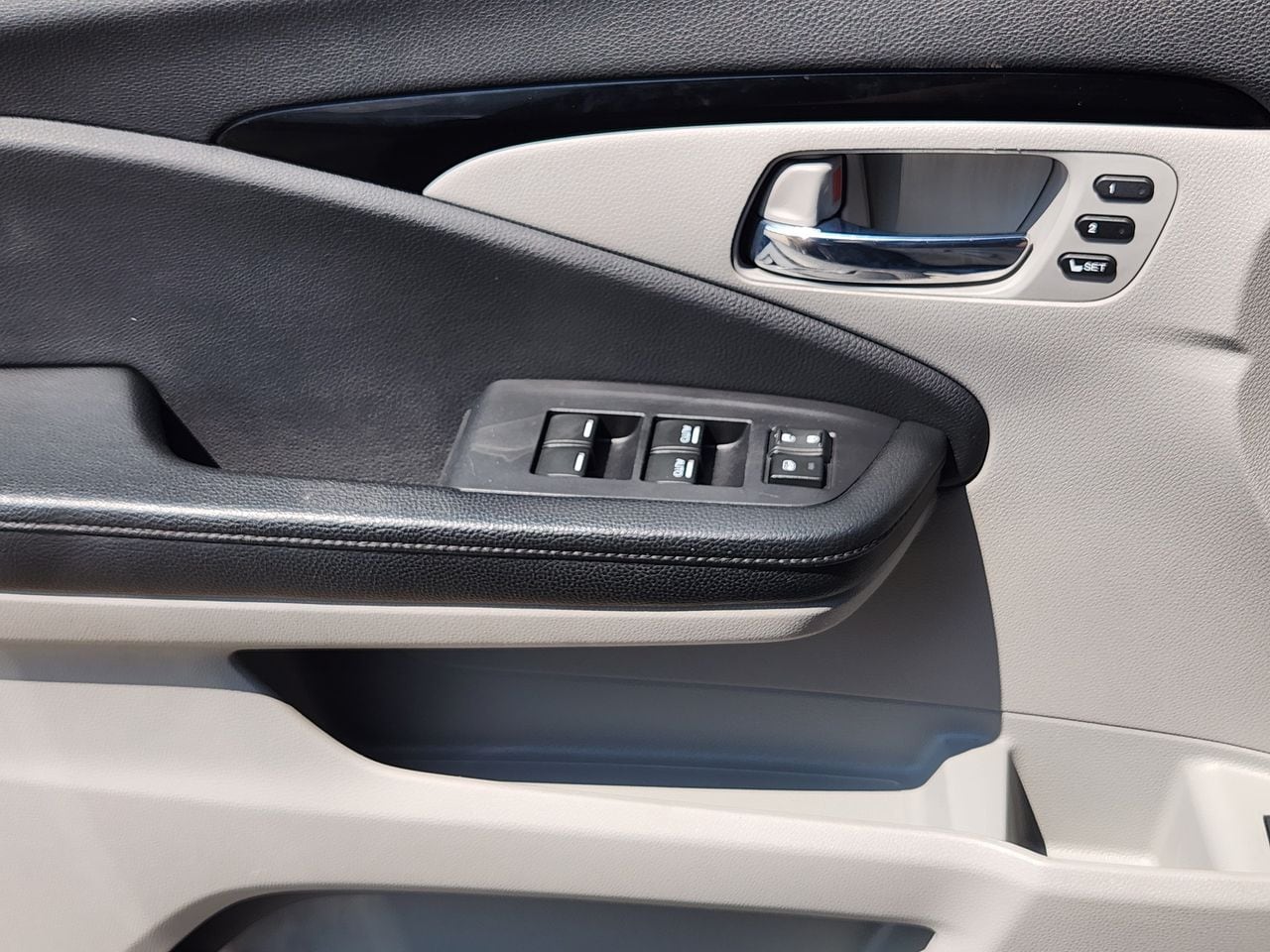 2019 Honda Pilot Touring - Photo 20