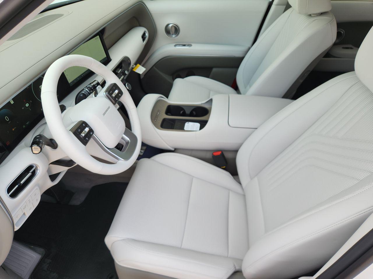 New 2027 Creamy White Pearl Hyundai SEL FWD image 9
