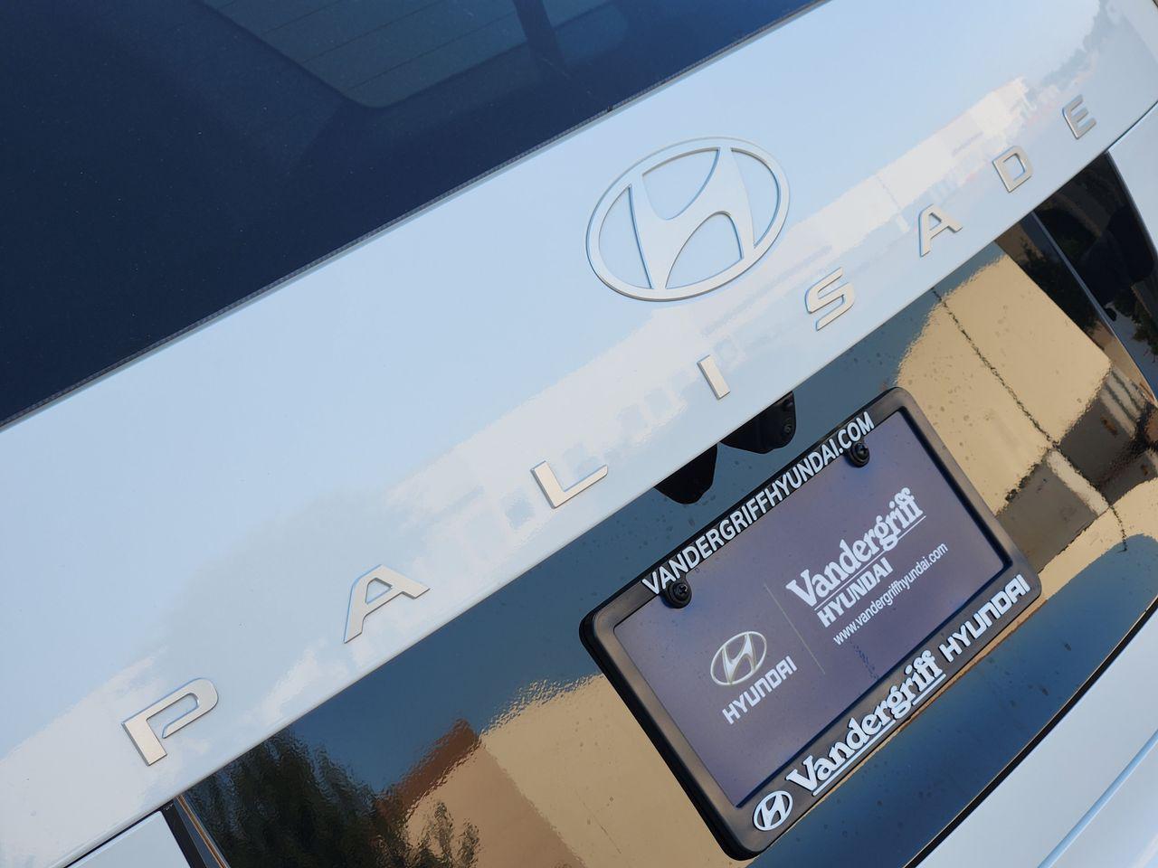 New 2026 Creamy White Pearl Hyundai SEL Premium 7P image 8