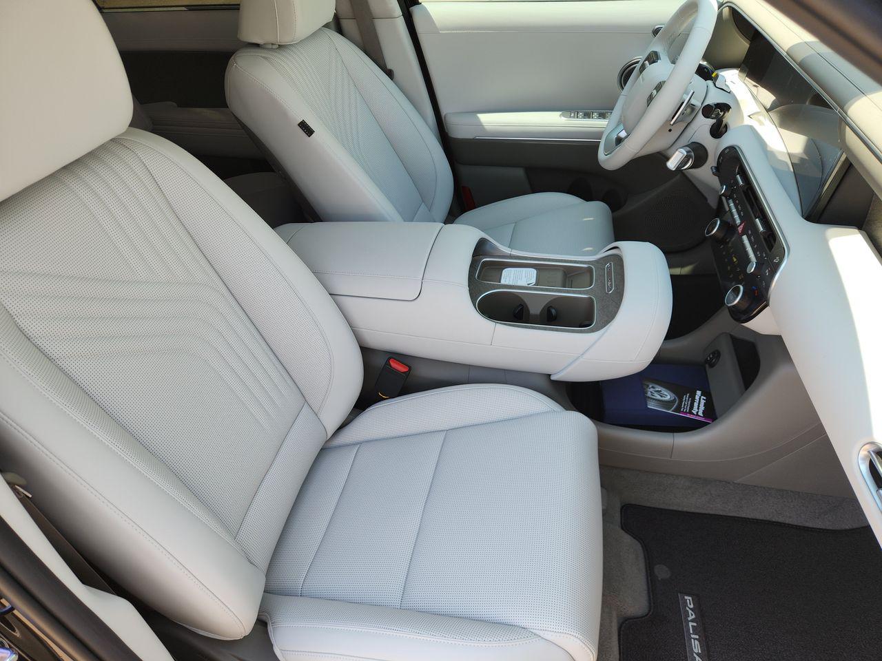 New 2027 Abyss Black Pearl Hyundai SEL Premium 8P image 11