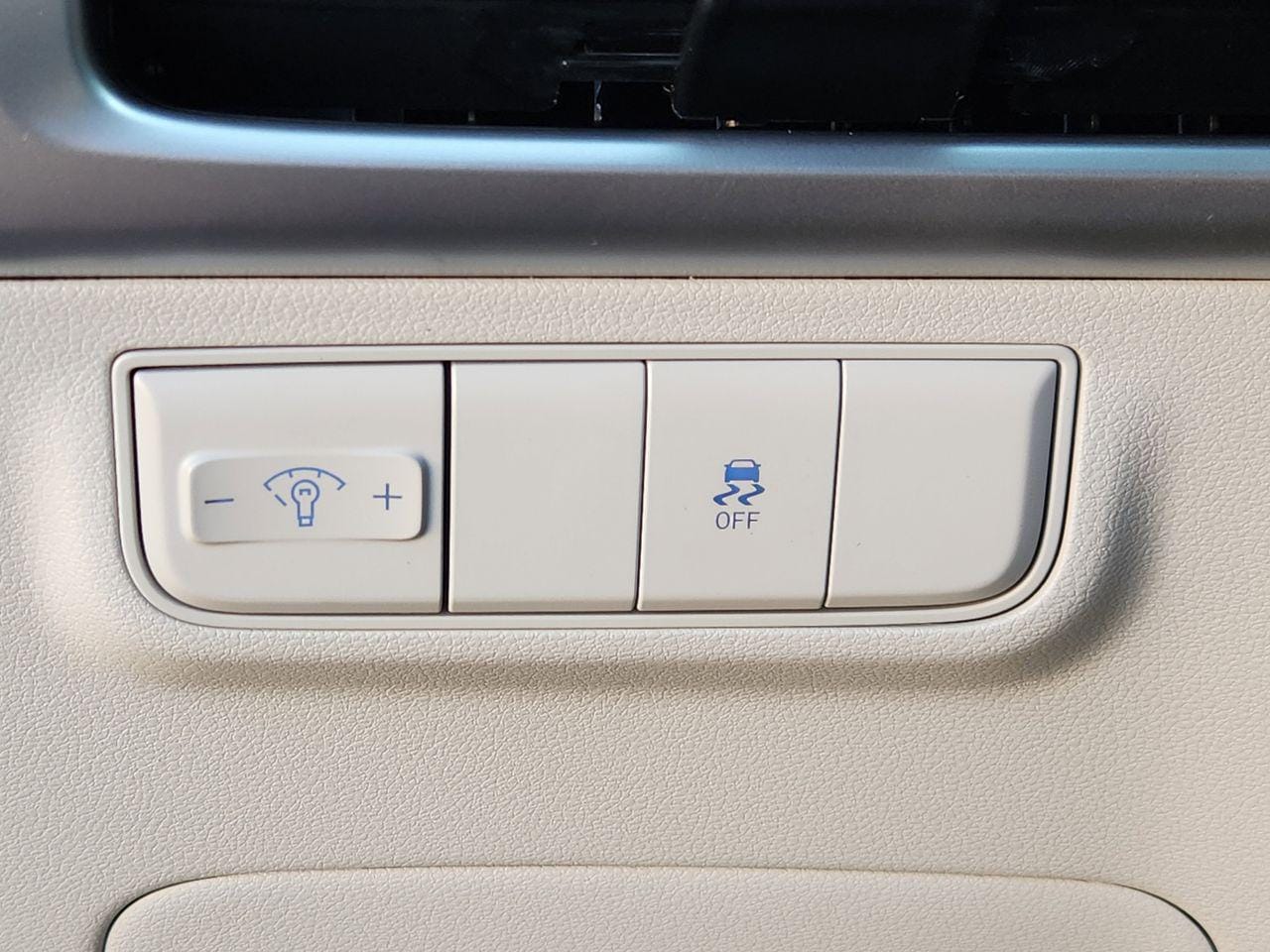 New 2026 Atlantis Blue Hyundai SE FWD image 20