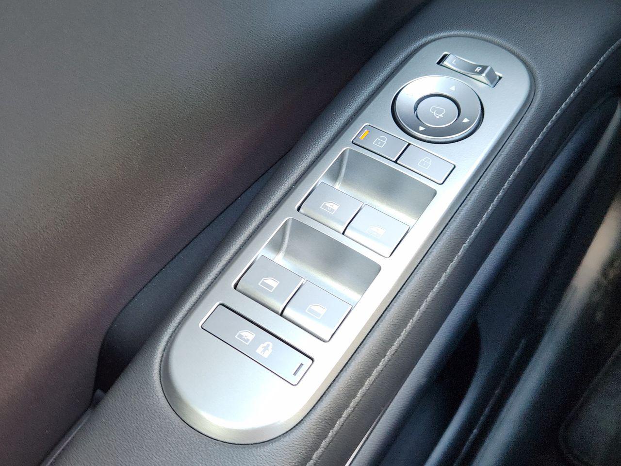 New 2027 Creamy White Pearl Hyundai Limited FWD image 20