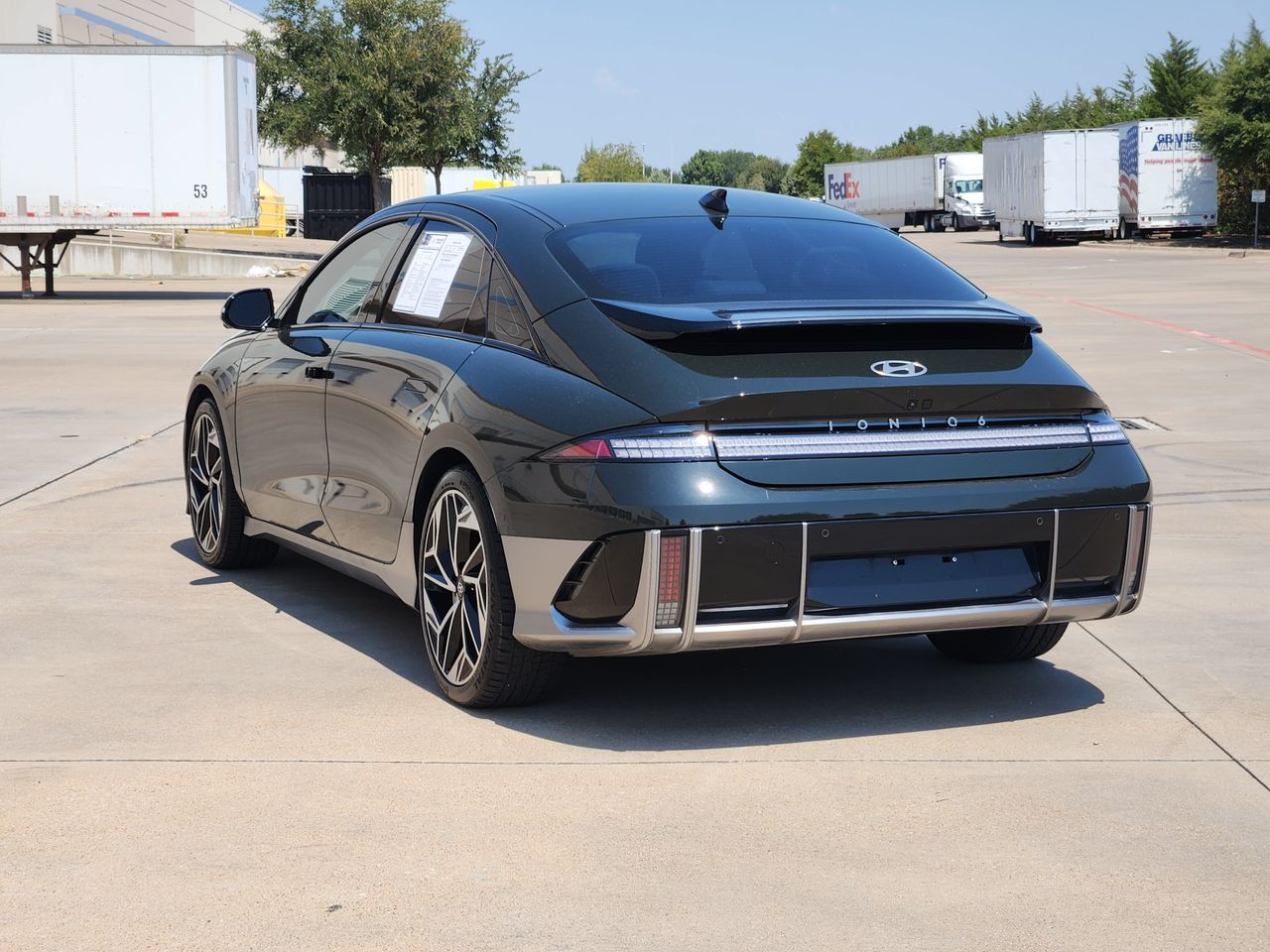 Used 2023 Digital Green Hyundai Limited image 3