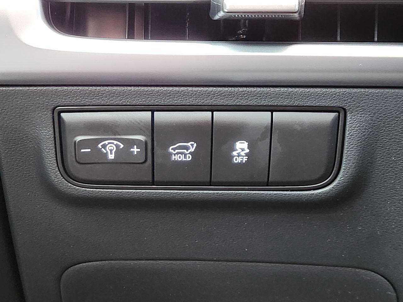 New 2026 S3B Black Hyundai SEL FWD image 20