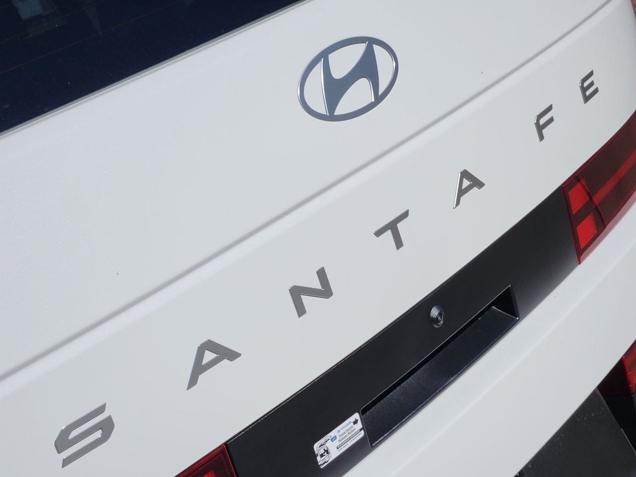 New 2026 W6H White Hyundai SEL FWD image 8