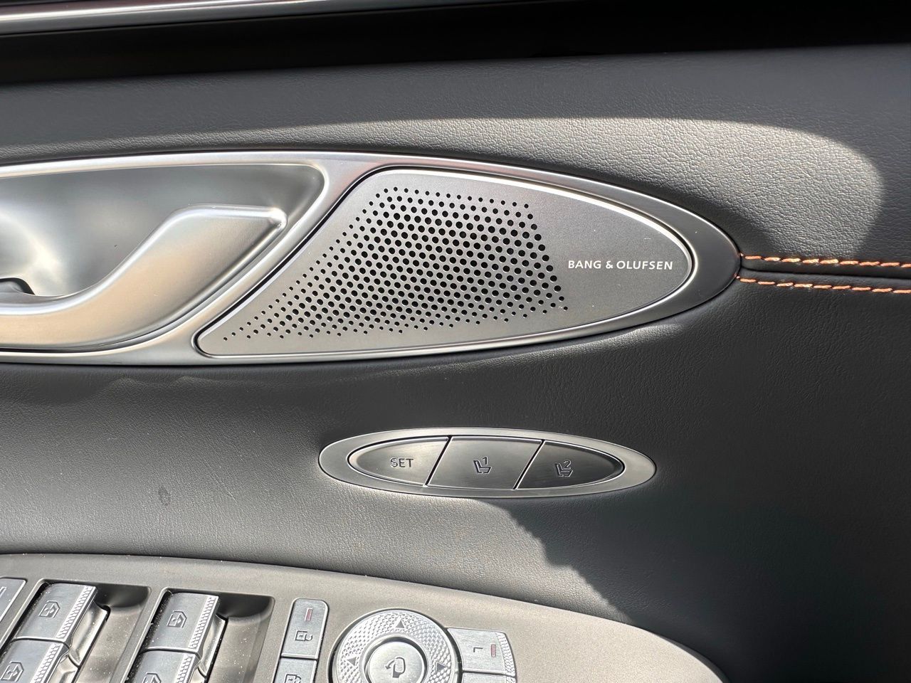 Used 2026 Makalu Gray Genesis 3.5T Sport Prestige image 28