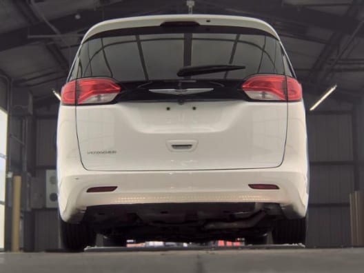 Used 2024 Bright White Chrysler LX image 7