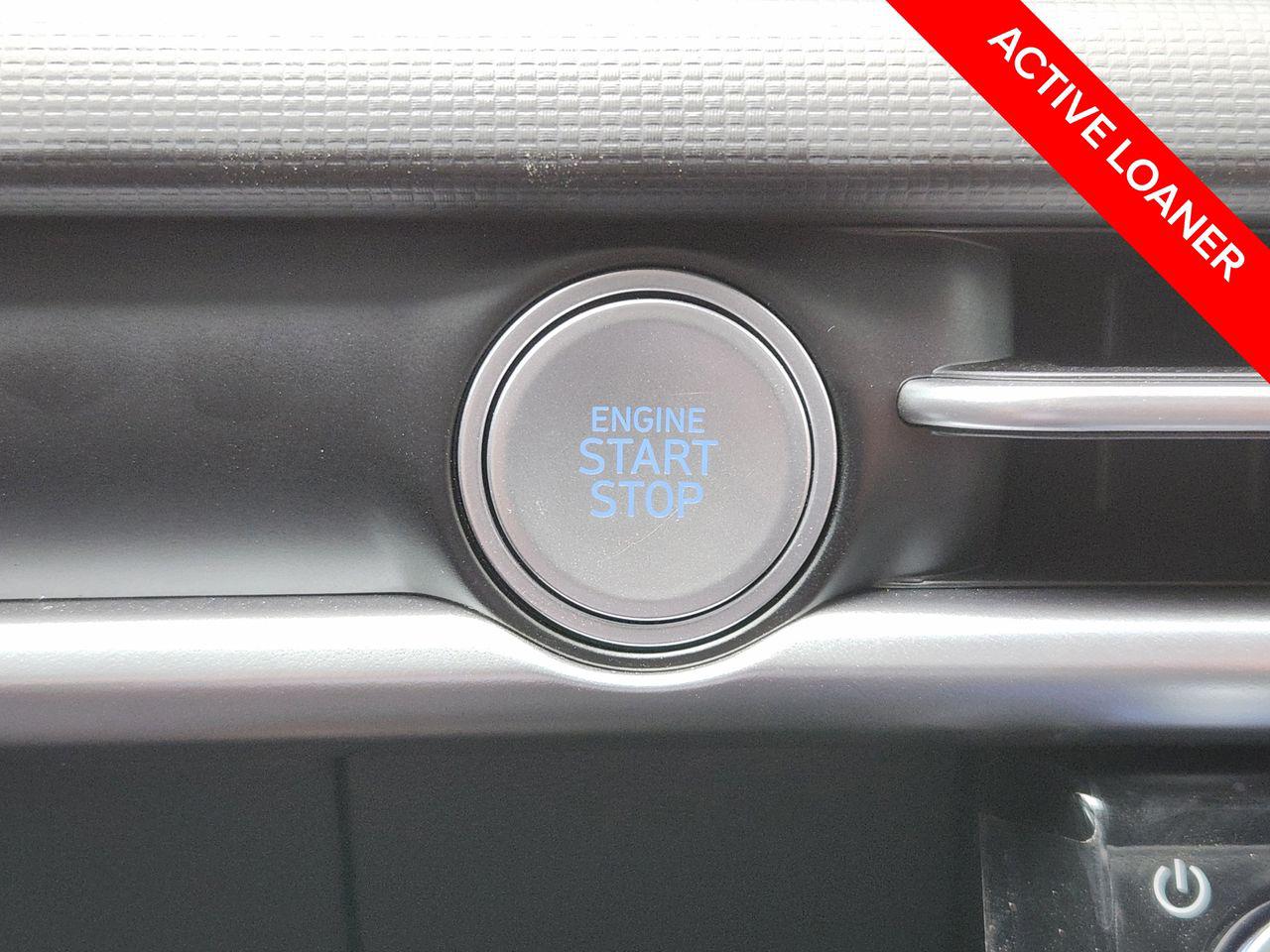 New 2026 SAW White Hyundai SE FWD image 17