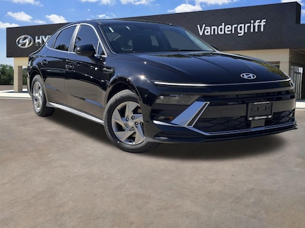 2026 Hyundai Sonata SE Sedan
