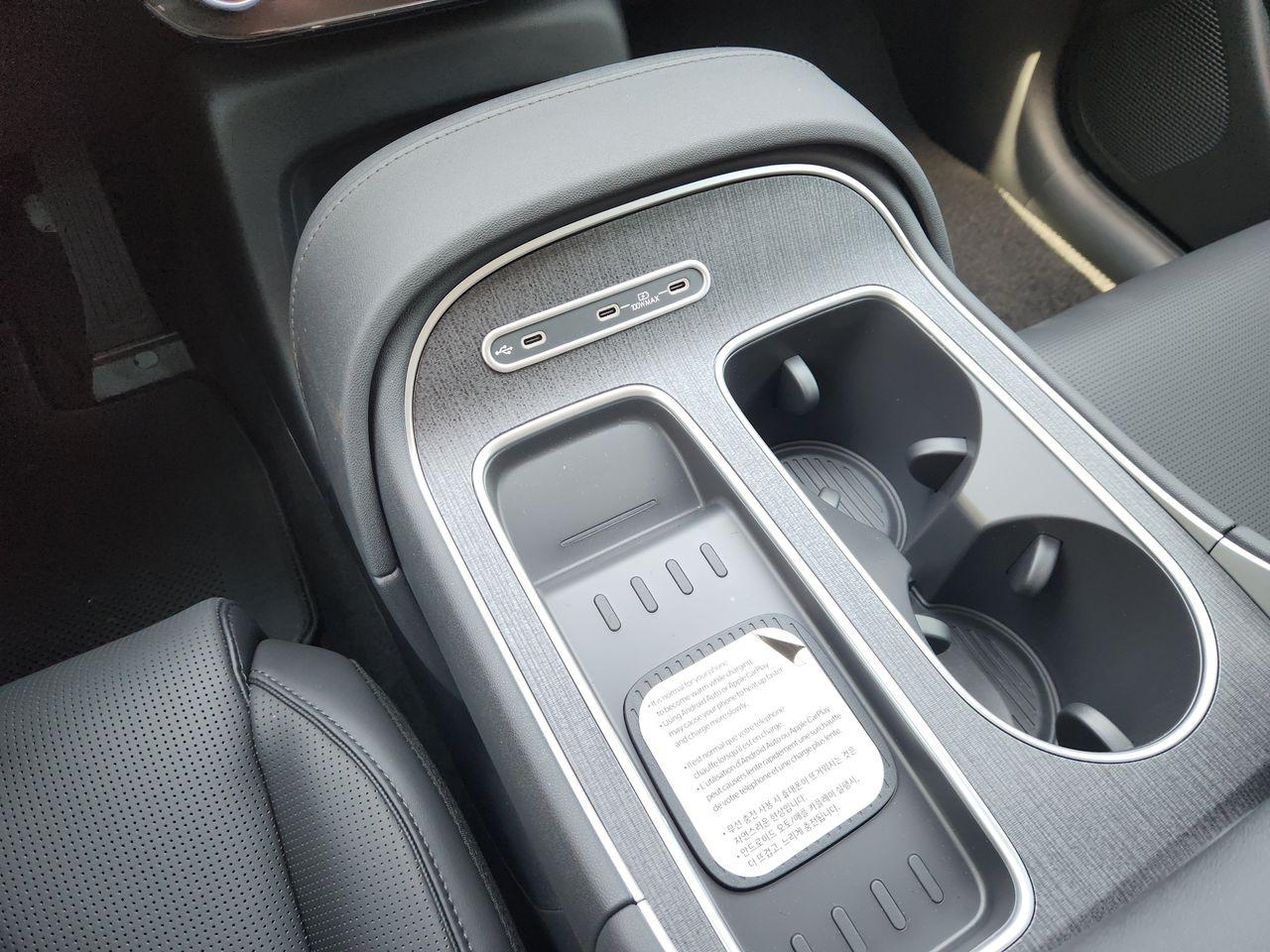 New 2027 Abyss Black Pearl Hyundai SEL Premium 8P image 19