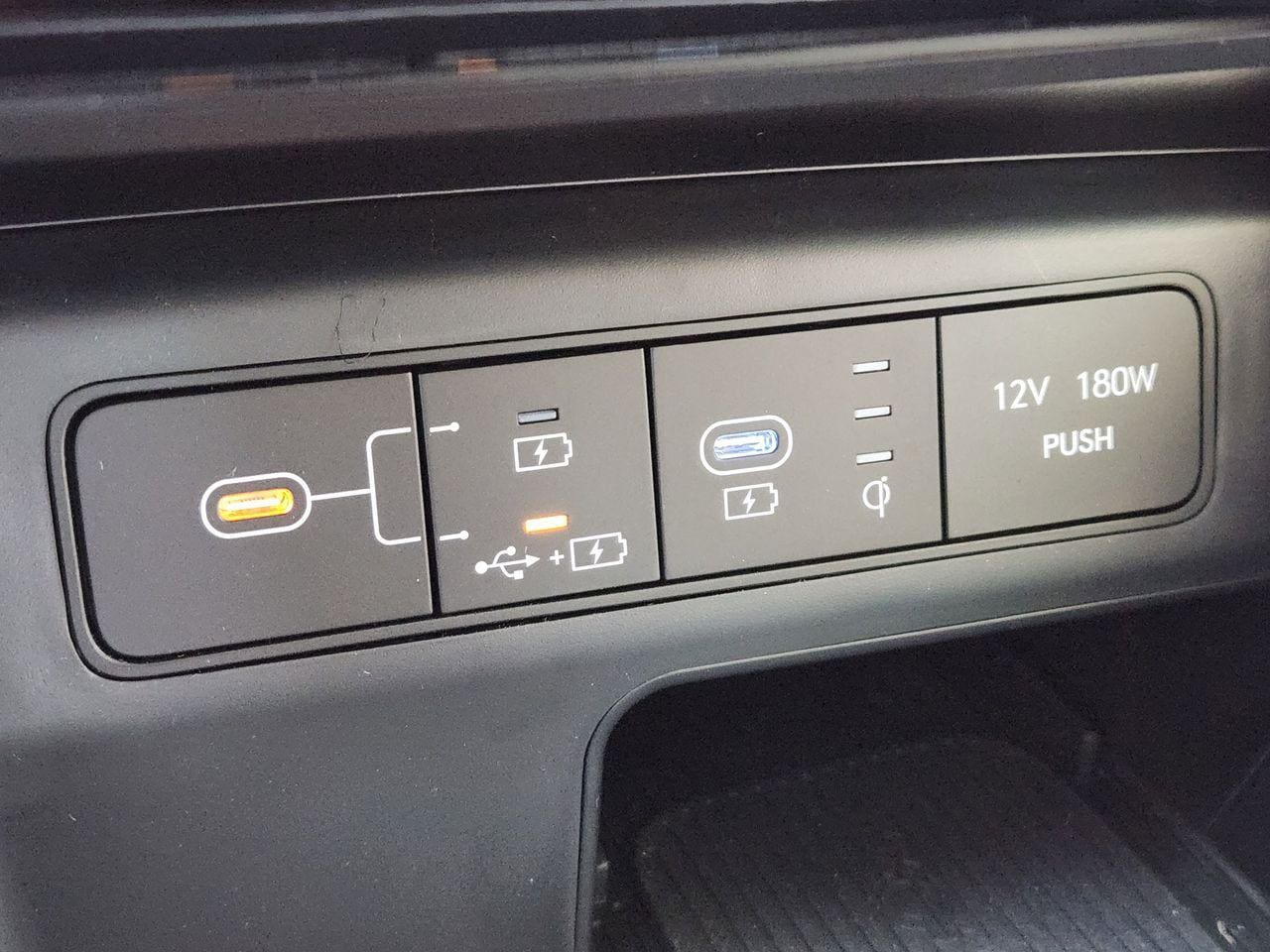 New 2026 S3B Black Hyundai SEL Premium FWD image 18