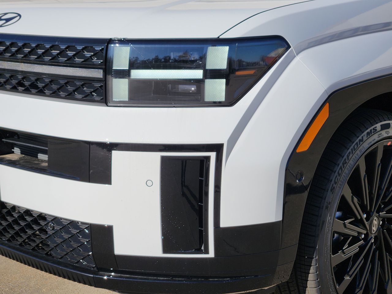 New 2026 W6H White Hyundai Calligraphy FWD image 6