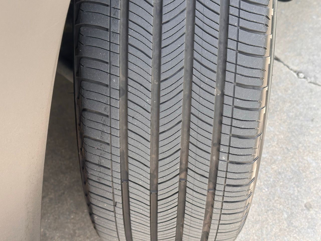 Used 2024 Black Pearl Hyundai SEL Convenience image 5