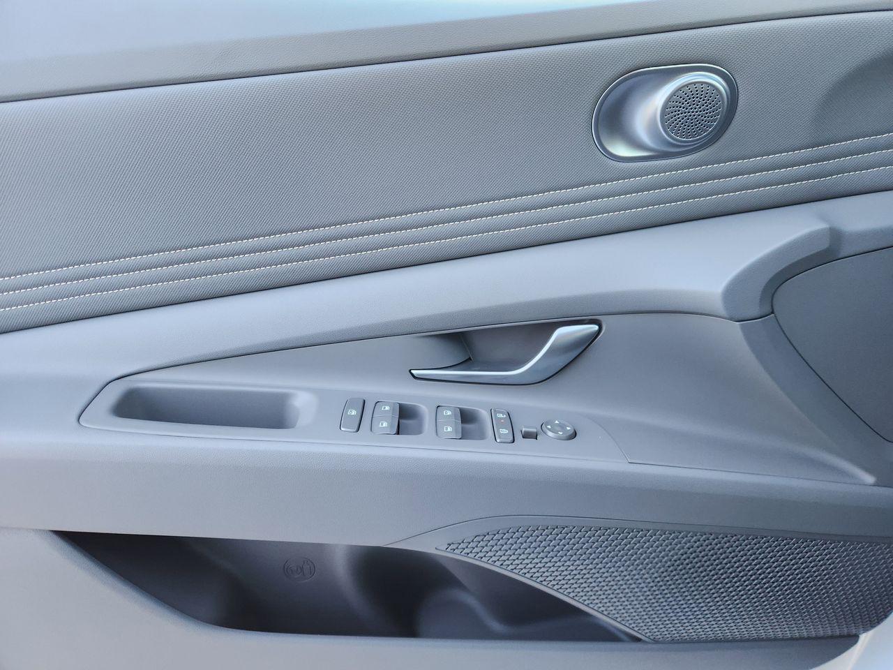 New 2026 W6H White Hyundai SEL Sport Premium image 22