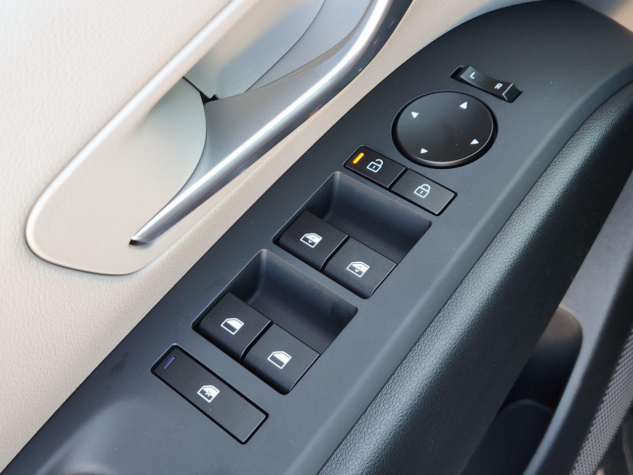 New 2026 Hampton Gray Hyundai SEL Plus FWD image 22
