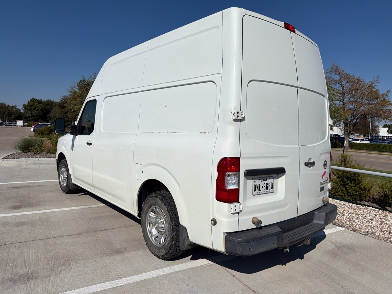 Used 2014 Nissan NV2500 HD SV High Roof Van High Roof Cargo Van