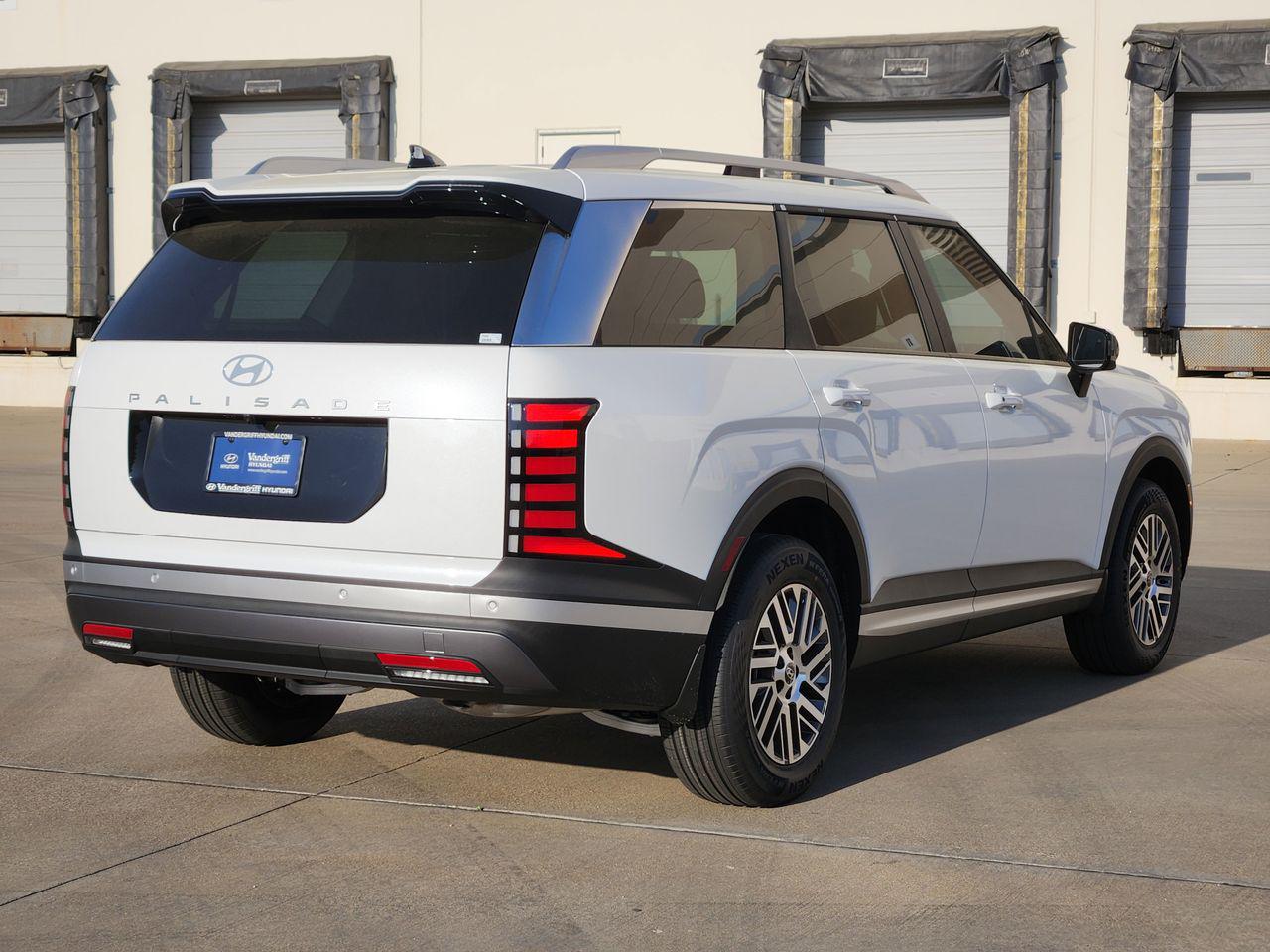 New 2026 WC9 White Hyundai SEL FWD image 4