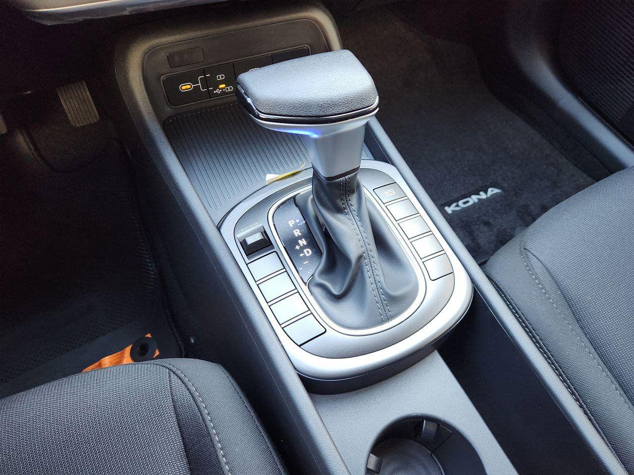 New 2026 C5G Gray Hyundai SE FWD image 18