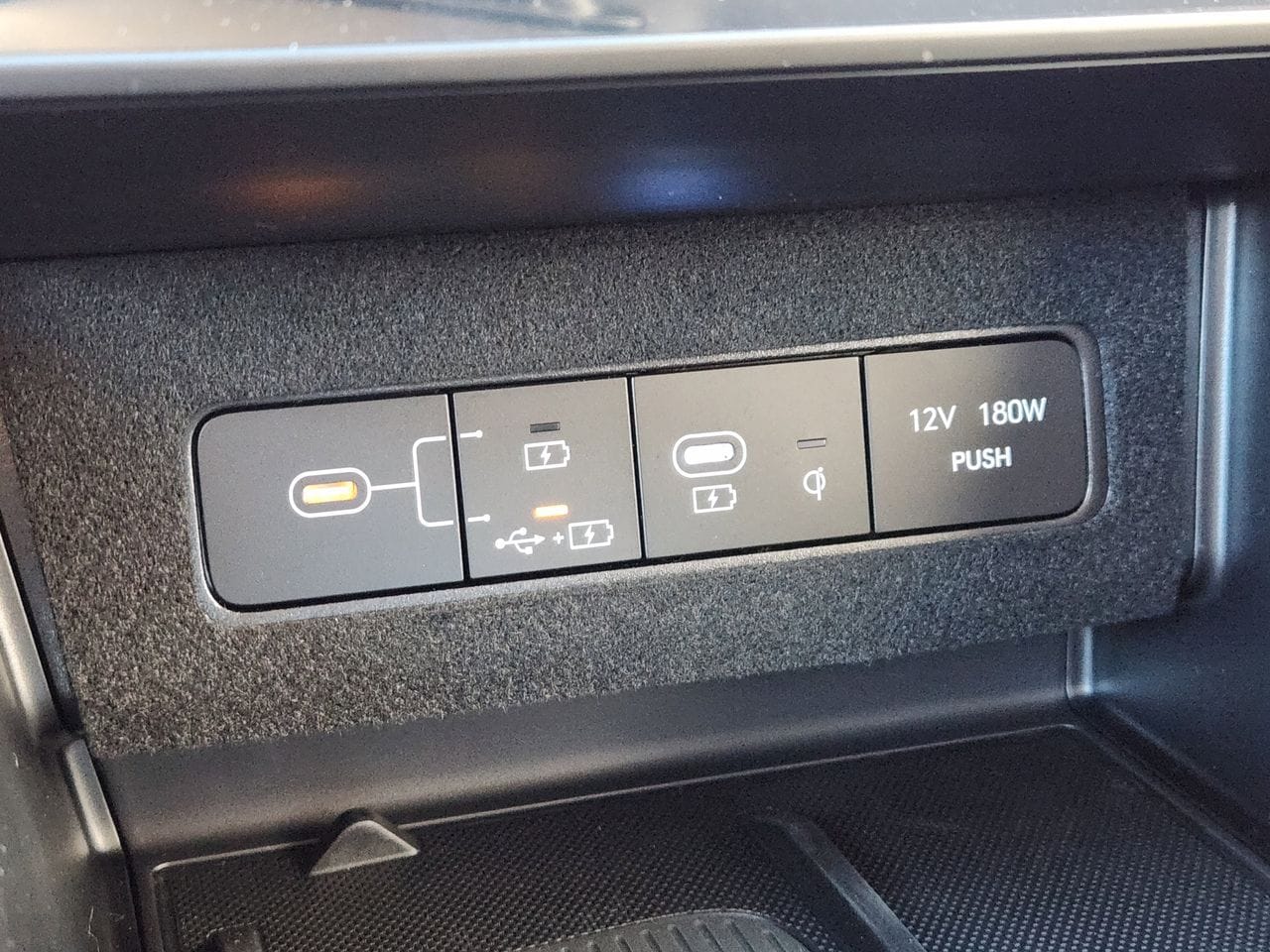 New 2026 W6H White Hyundai Limited image 21