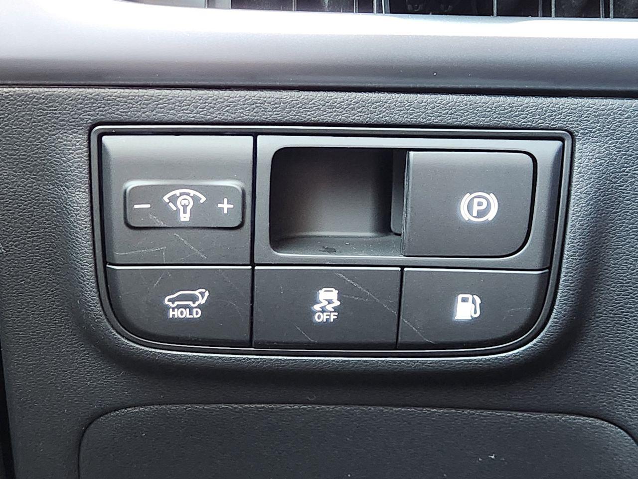 New 2026 W6H White Hyundai Limited image 20