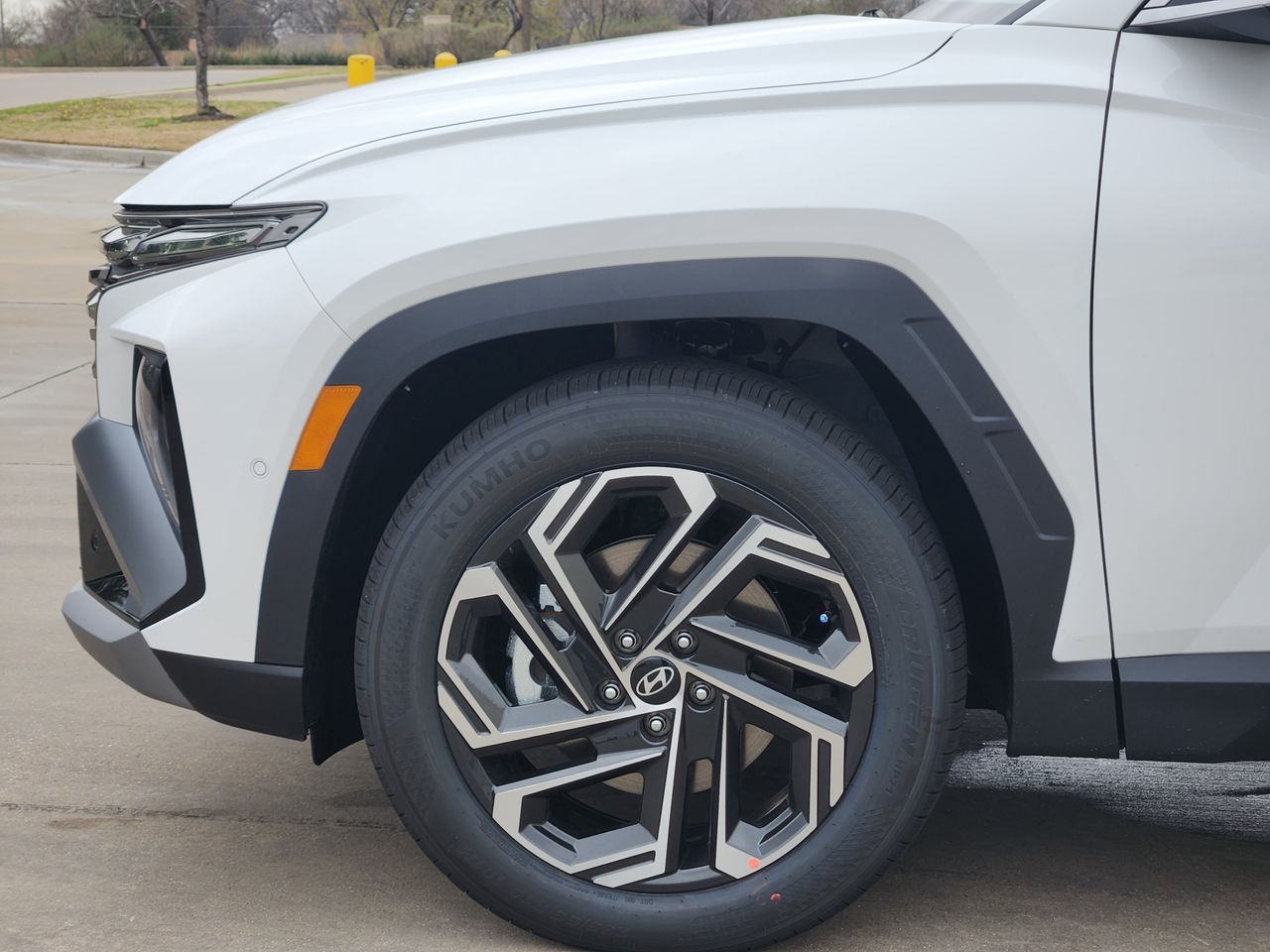 New 2026 W6H White Hyundai Limited FWD image 5