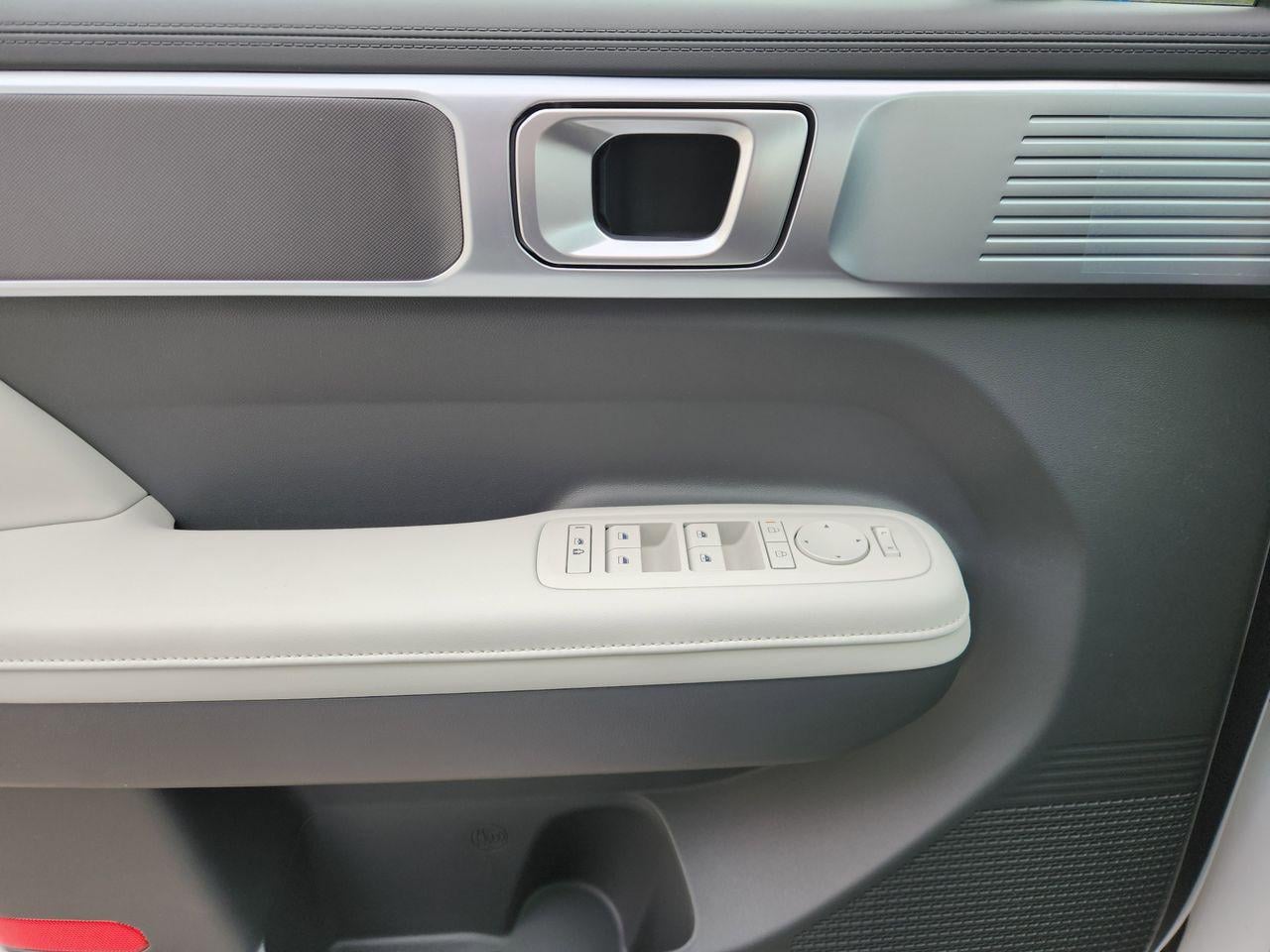 New 2026 W6H White Hyundai SEL FWD image 20