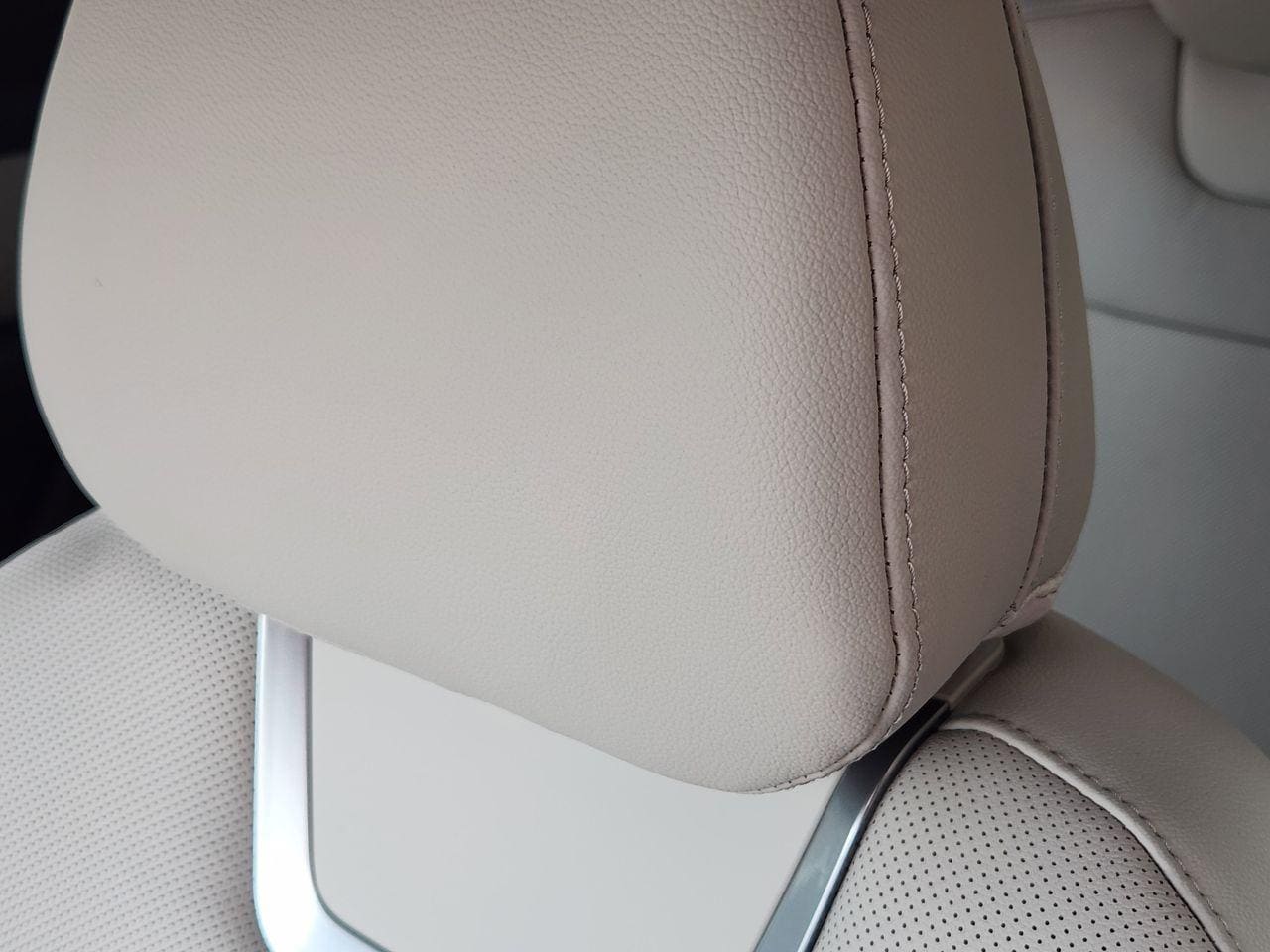 New 2026 W6H White Hyundai Limited FWD image 12