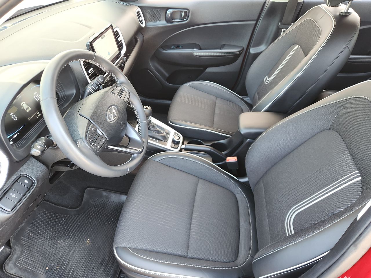 Used 2024 Ultimate Red Hyundai Limited image 9