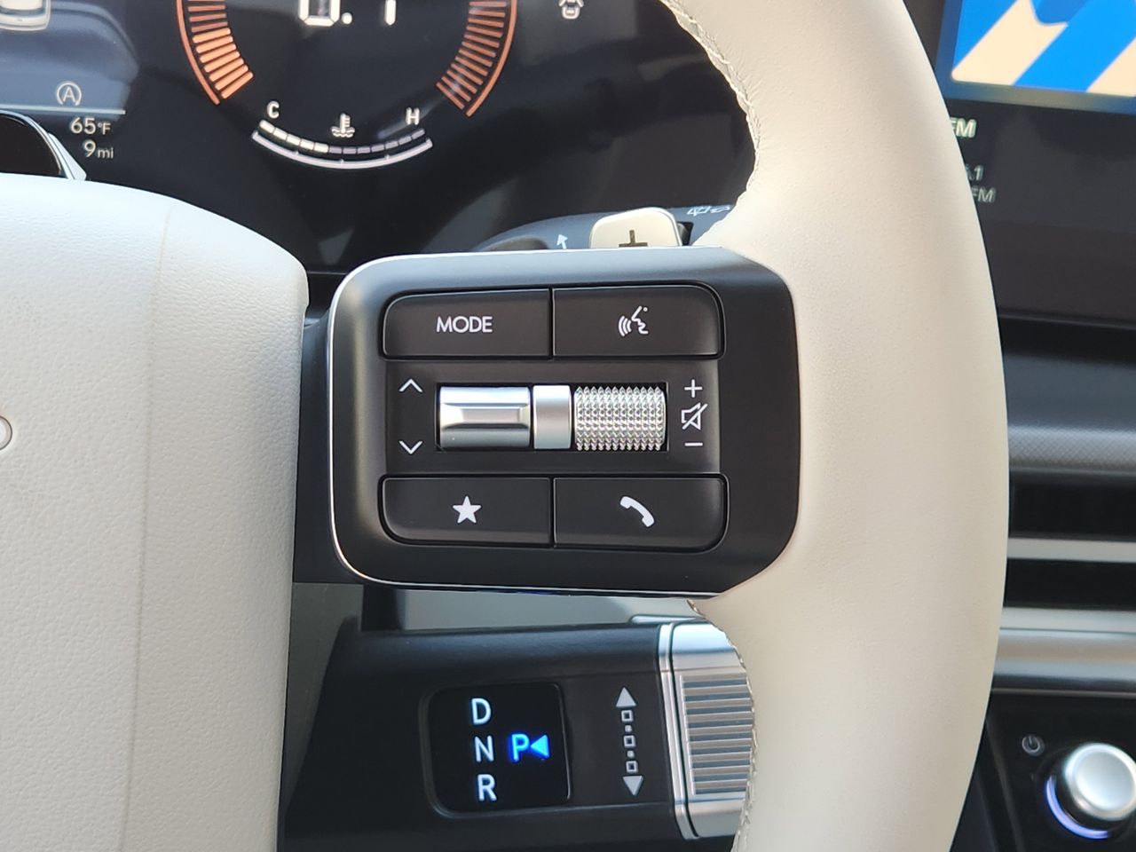 New 2026 W6H White Hyundai SEL FWD image 27