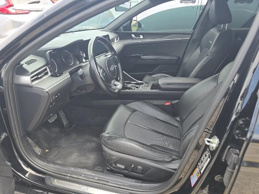 Used 2021 Ebony Black Kia GT-Line image 10